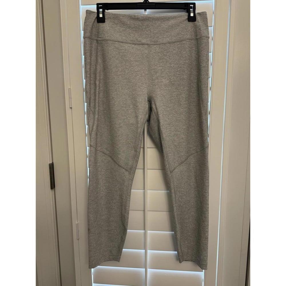 Outdoor Voices warmup crop leggings in dove gray size Large